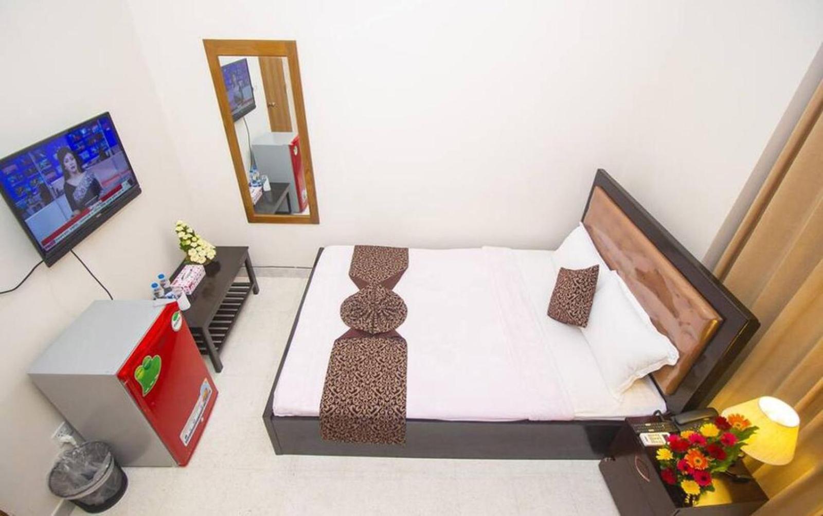 Hotel Suite Palace Baridhara ธากา ภายนอก รูปภาพ